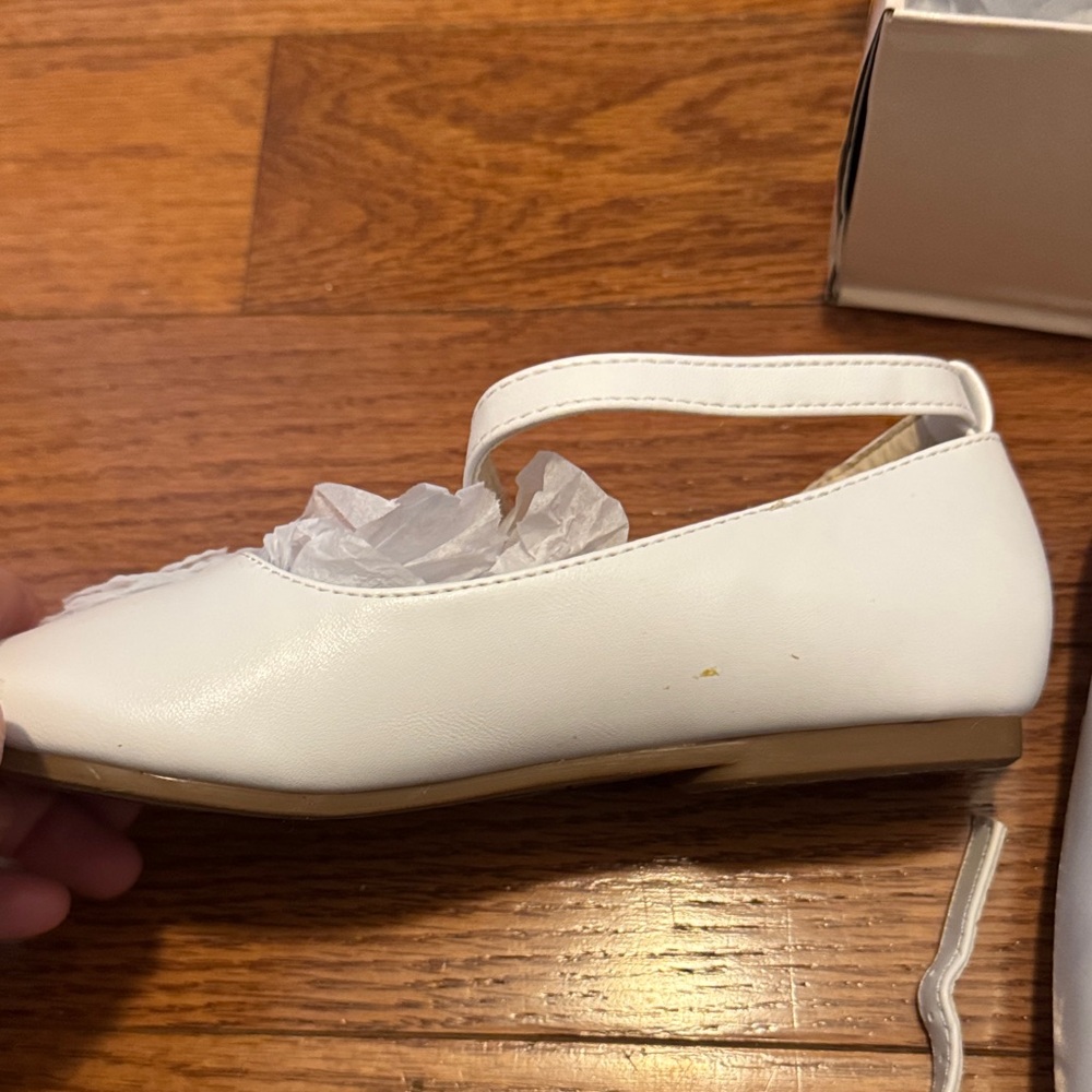White Dress Shoes for girls size 13 - Picture 4 of 7